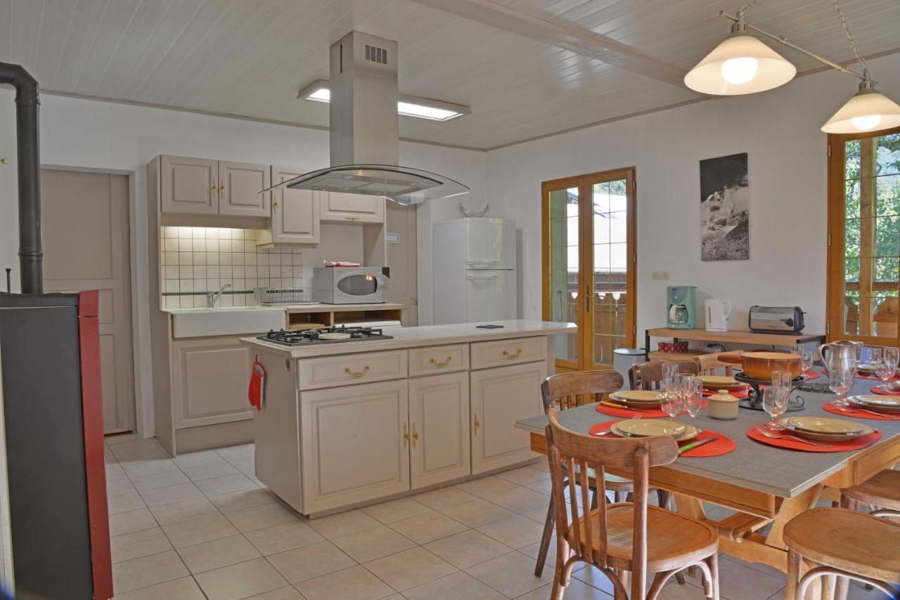 Appartement Dans Chalet 5 Chambres 130 M2 Centre Village Montriond Exterior photo